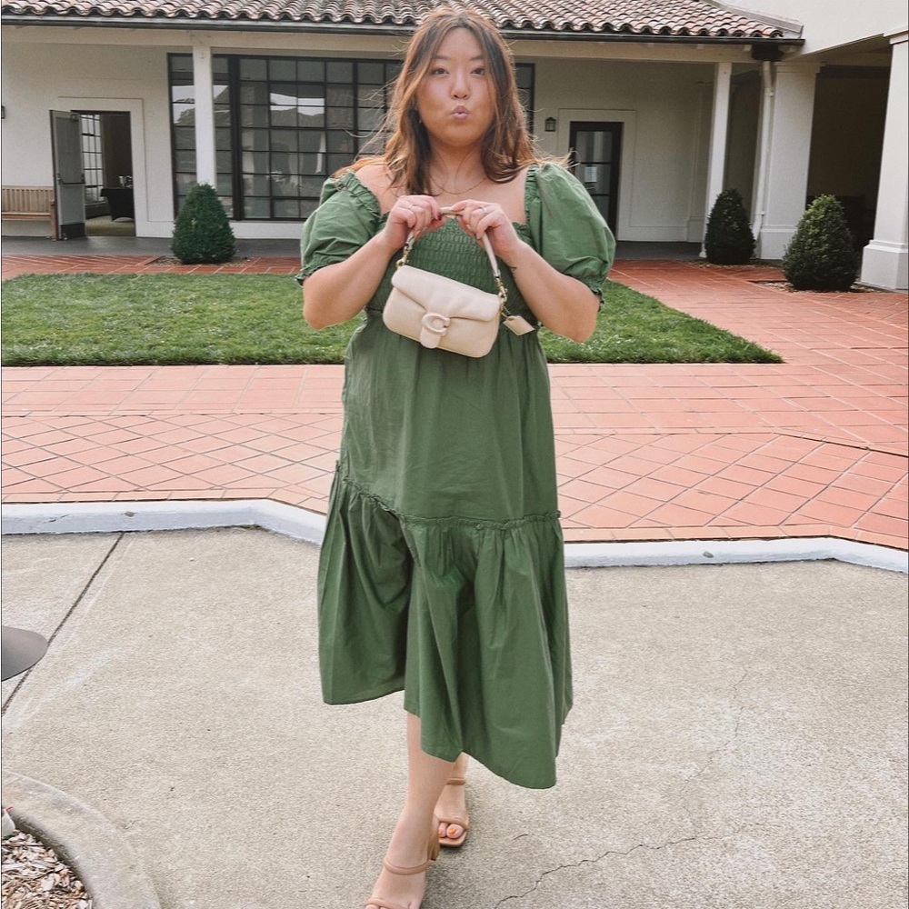 Meet your Posher, Jennifer